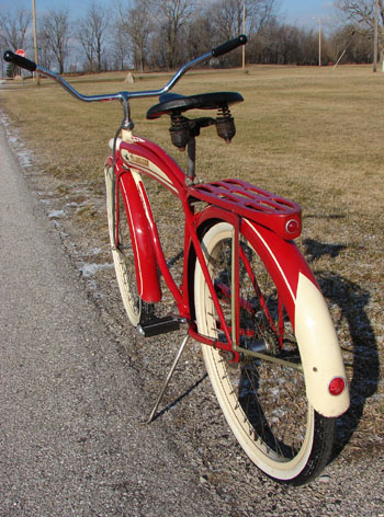 1946_Schwinn_B_F_Goodrich_Challenger_bike_
